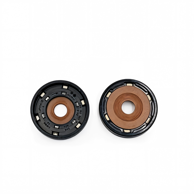 Pair of crankshaft oil seals, black rings with brown inner rubber and metal tabs